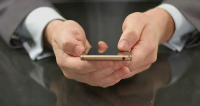Februártól már SMS-ben is igényelhető az adóbevallás